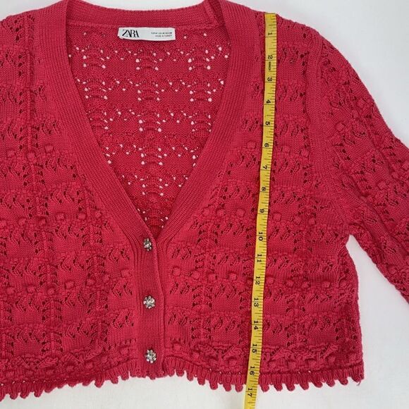 Zara Pink Crochet Cropped Long Sleeve Cardigan Bright Pink Gems Size Medium - Picture 10 of 11